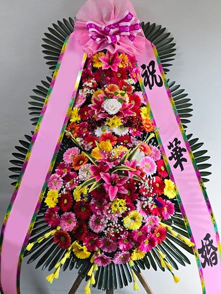 더뉴컨벤션웨딩 가장 인기있는 3단화환 기본형